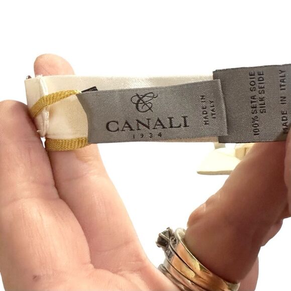 Canali White Italian Silk Bow Tie NWT - Picture 4 of 7